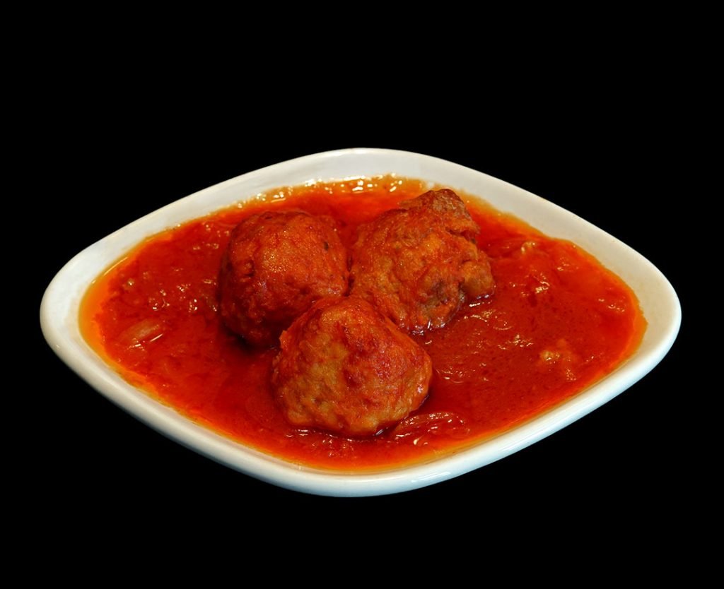 Albóndigas con Tomate